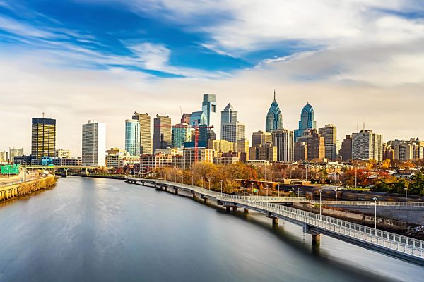 philadelphia skyline und schuylkill fluss,usa.