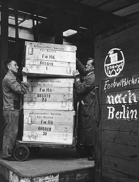 Luftbrücke nach Berlin 1948 - Medikamente