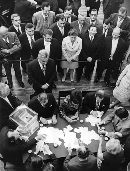 Konstruktives Misstrauensvotum 1972 gescheitert