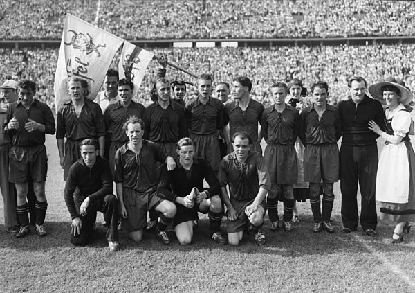Soccer: 1. FC Kaiserslautern - Champion 1953