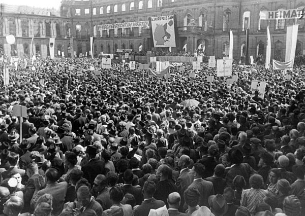 Grosskundgebung der Heimatvertriebenen 1950