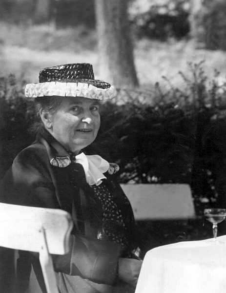 Deutschlands "First Lady" Elly Heuss