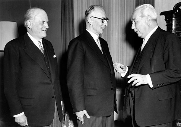 Swearing in of Dr Josef Wintrich as president of the Federal Constitutional Court
