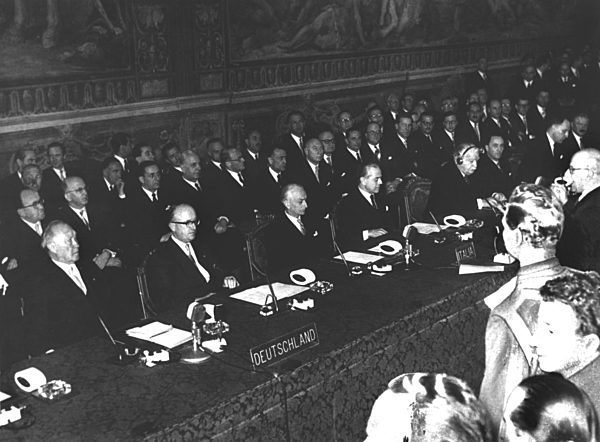 Unterzeichnung der Römischen Verträge in Rom