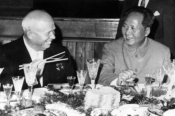 Chruschtschow zu 10 Jahresfeier nach China gereist