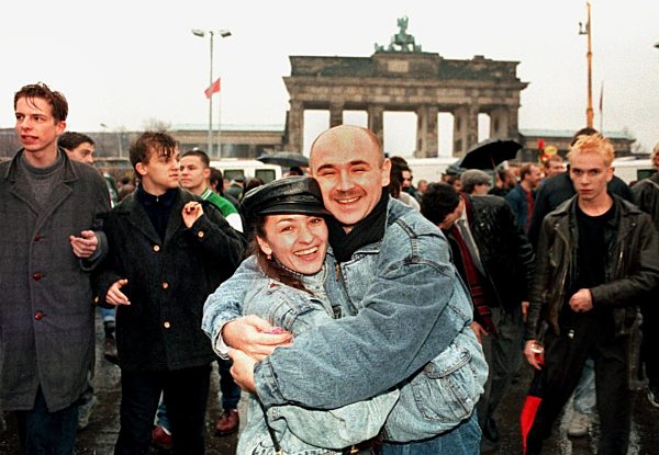 Öffnung der Mauer am Brandenburger Tor