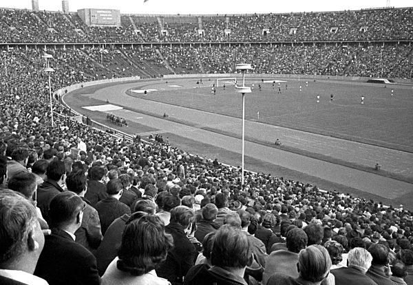 German Soccer League - Season 1963-1964 - Hertha BSC Berlin - 1. FC Nuremberg 1-1