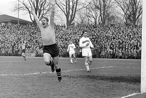 German Soccer League - Season - 1963-64 - Borussia Dortmund - VfB Stuttgart 7-1