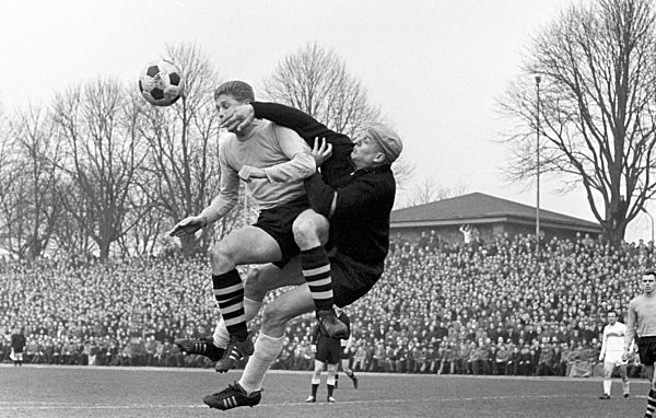 German Soccer League - Season - 1963-64 - Borussia Dortmund - VfB Stuttgart 7-1