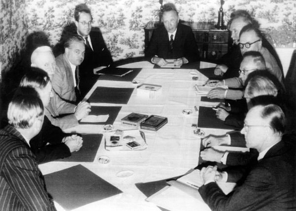 Federal Chancellor Adenauer receives delegation of German Federation of Trade Unions