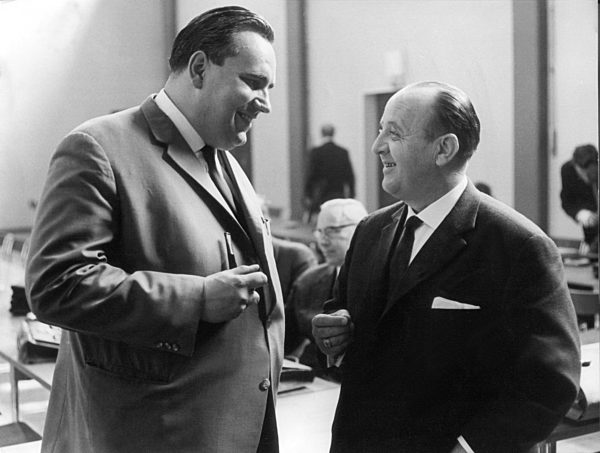 Höcherl  und Kluncker bei ÖTV-Tarifverhandlungen