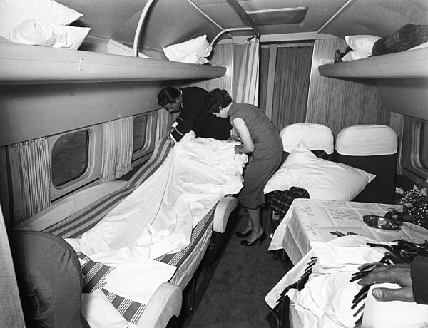 Konrad Adenauer, Aufenthaltsraum in Super Constellation