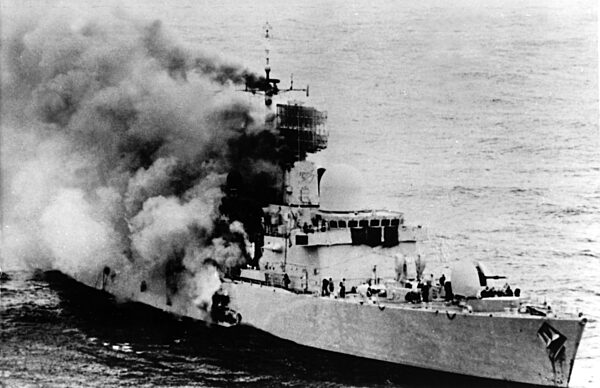 GB Falkland - Krieg 1982: Versenkung Zerstörer HMS Sheffield