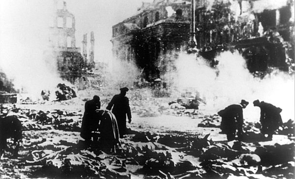 Ende Zweiter Weltkrieg - Bombenangriff auf Dresden