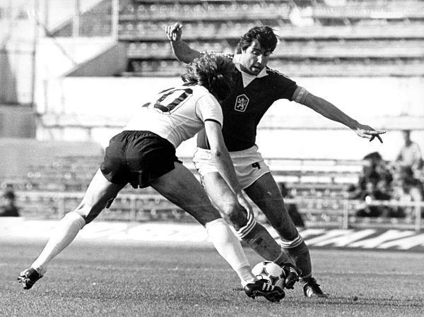 Fußball-EM 1980: Deutschland - CSSR 1:0 (Eröffnung)