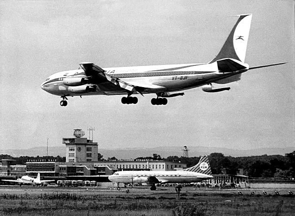Frankfurter Flughafen 1966