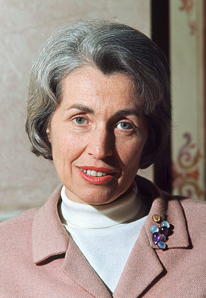 Hildegard Hamm-Brücher in ihrer Zeit als Staatssekreätin (undatiert)...