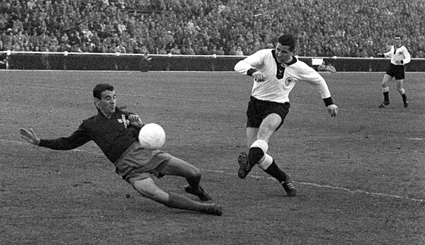 Fußball: Deutschland - Portugal 2:1 (1960)