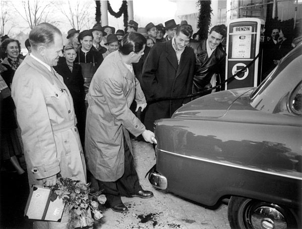 Ottmar Walter opens gas station
