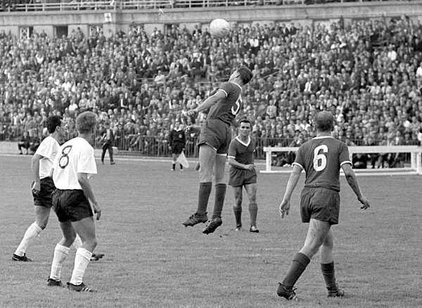 Fußball - Bundesligastart 1963 - Eintracht Frankfurt - 1. FC Kaiserslautern 1:1