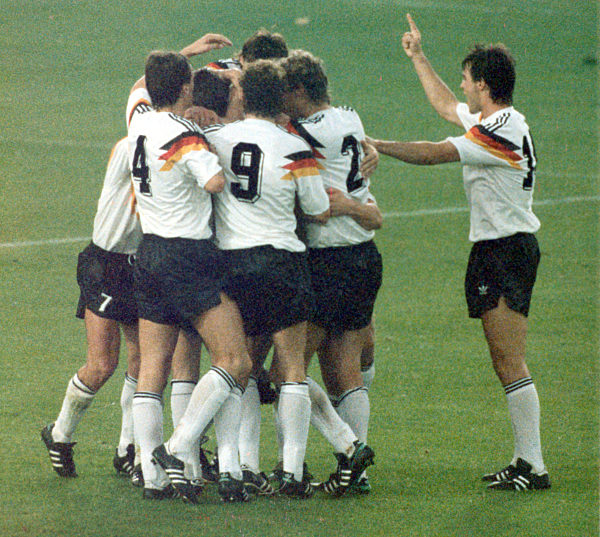 Fußball-EM '88: Deutschland - Italien 1:1