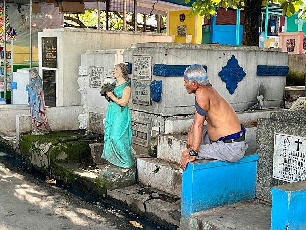 Manila North Cemetery - Der Friedhof-Slum von Manila