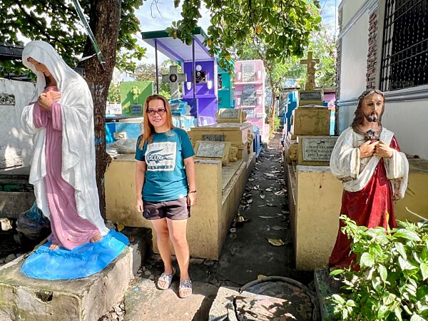 Manila North Cemetery - Der Friedhof-Slum von Manila