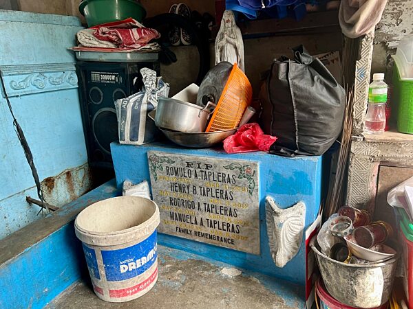 Manila North Cemetery - Der Friedhof-Slum von Manila