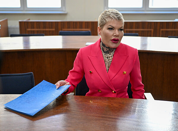 Prozess gegen Melanie Müller beginnt