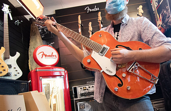 Symbolbild - Linkshänder-Gitarre