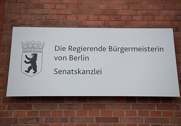 Gericht: Berliner Wahl muss komplett wiederholt werden