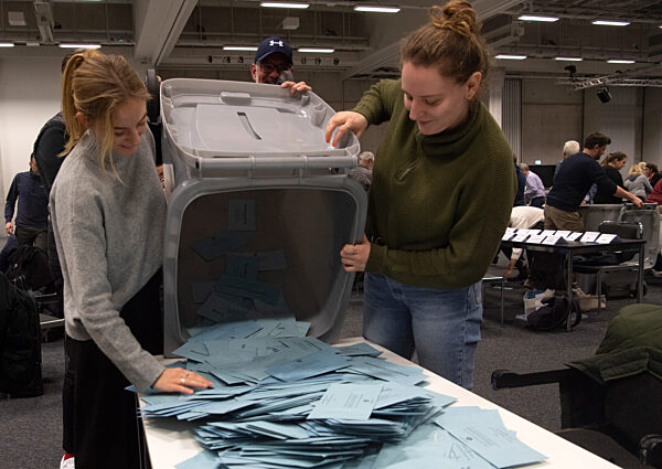 Wiederholungswahl Berlin - Stimmenauszählung