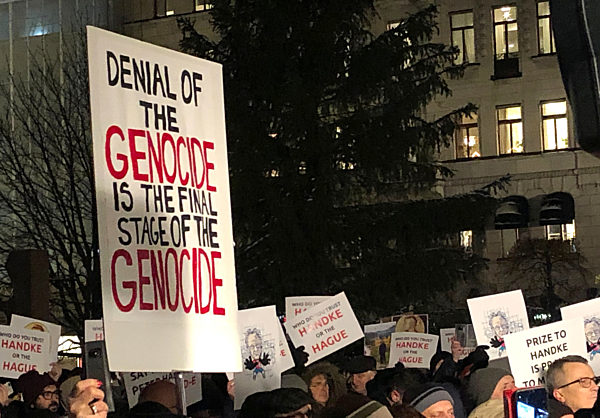 Übergabe der Nobelpreise - Proteste gegen Handke