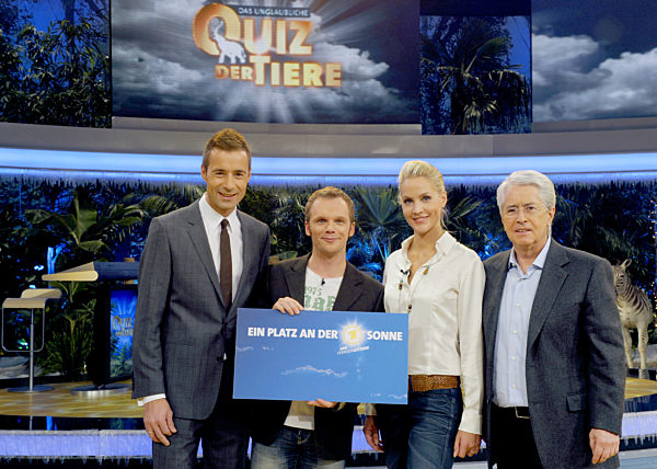 Moderator Kai Pflaume (l-r), Comedian Ralf Schmitz...