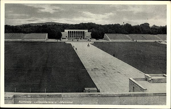 Nürnberg in Mittelfranken Bayern, Luitpoldarena und Mahnmal, Reichsparteitagsgelände