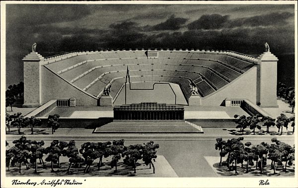 Nürnberg, Deutsches Stadaion, Modell, Größenvergleich mit St. Lorenzkirche,Architekt Albert Speer