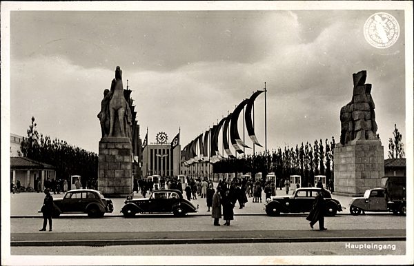 Düsseldorf, Haupteingang der Reichsausstellung 1937, Schaffendes Volk