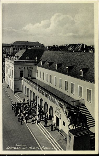 Landau in der Pfalz, Sparkasse am Herbert Norkus Platz