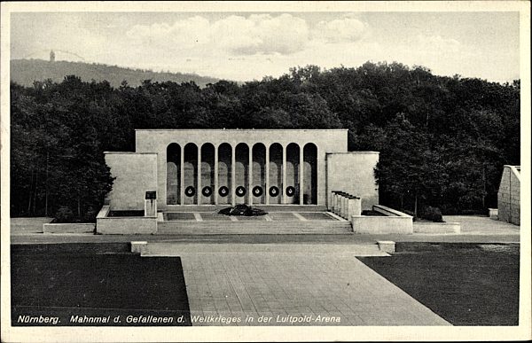 Nürnberg, Reichsparteitagsgelände, Mahnmal der Gefallenen des Weltkrieges, Luitpoldarena