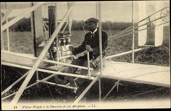 Wilbur Wright á la Direction de son Aéroplane