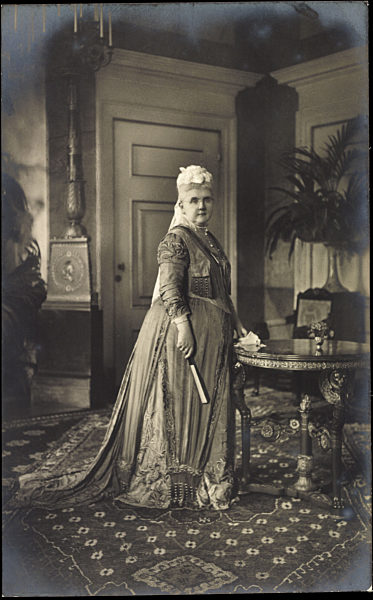 Königin Wilhelmina der Niederlande,Strandbild,Fächer