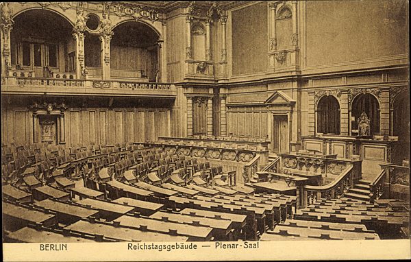 Berlin, Blick i.d. Plenarsaal d. Reichstagsgebäudes