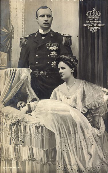 Königin Wilhelmina mit Prinz Hendrik und Juliana, Adel Niederlande