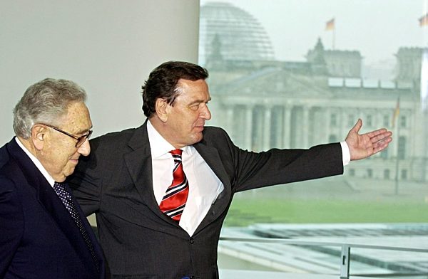 Chancellor Schröder receives Henry Kissinger