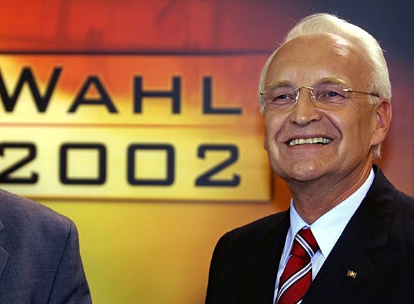 Bundestagswahl 2002: Stoiber erklärt sich zum Sieger