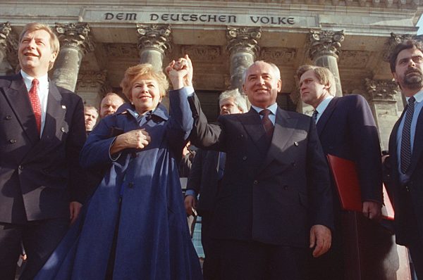 Mikhail Gorbachev - Honorary citizen of Berlin