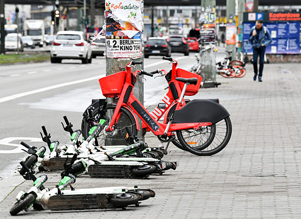 Ungenutze E-Scooter