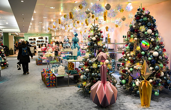 Weihnachten im Kaufhaus des Westens