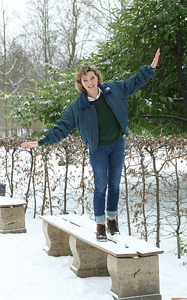 EXCLUSIVE - Ein Spaziergang mit Margarita Broich