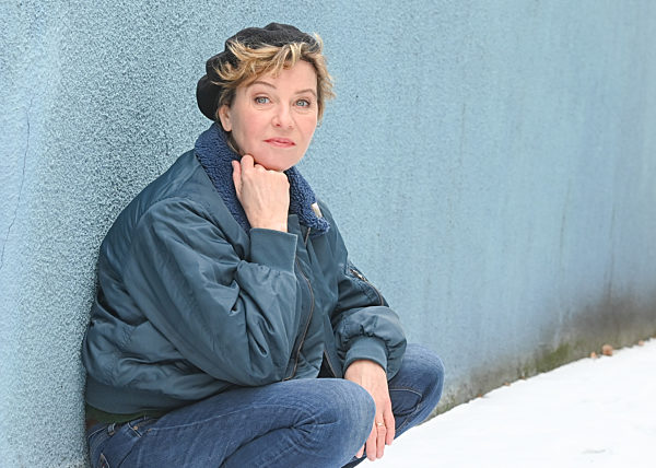 EXCLUSIVE - Ein Spaziergang mit Margarita Broich